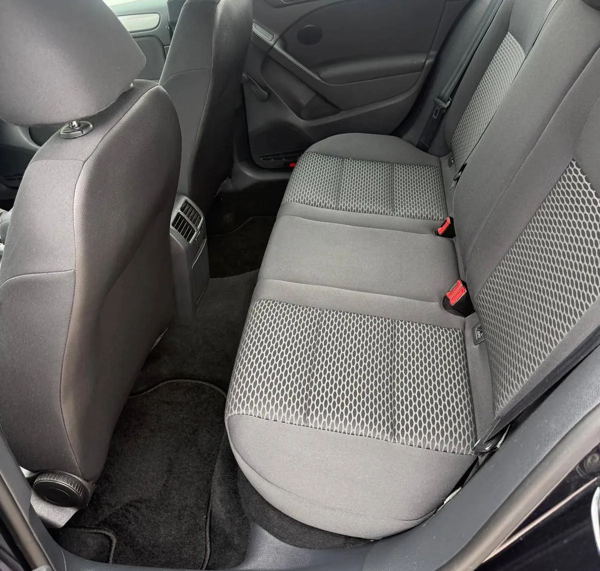 Notranja slika - Volkswagen Golf - Trendline 1.2 TSI KREDIT BREZ POLOGA ... - 12