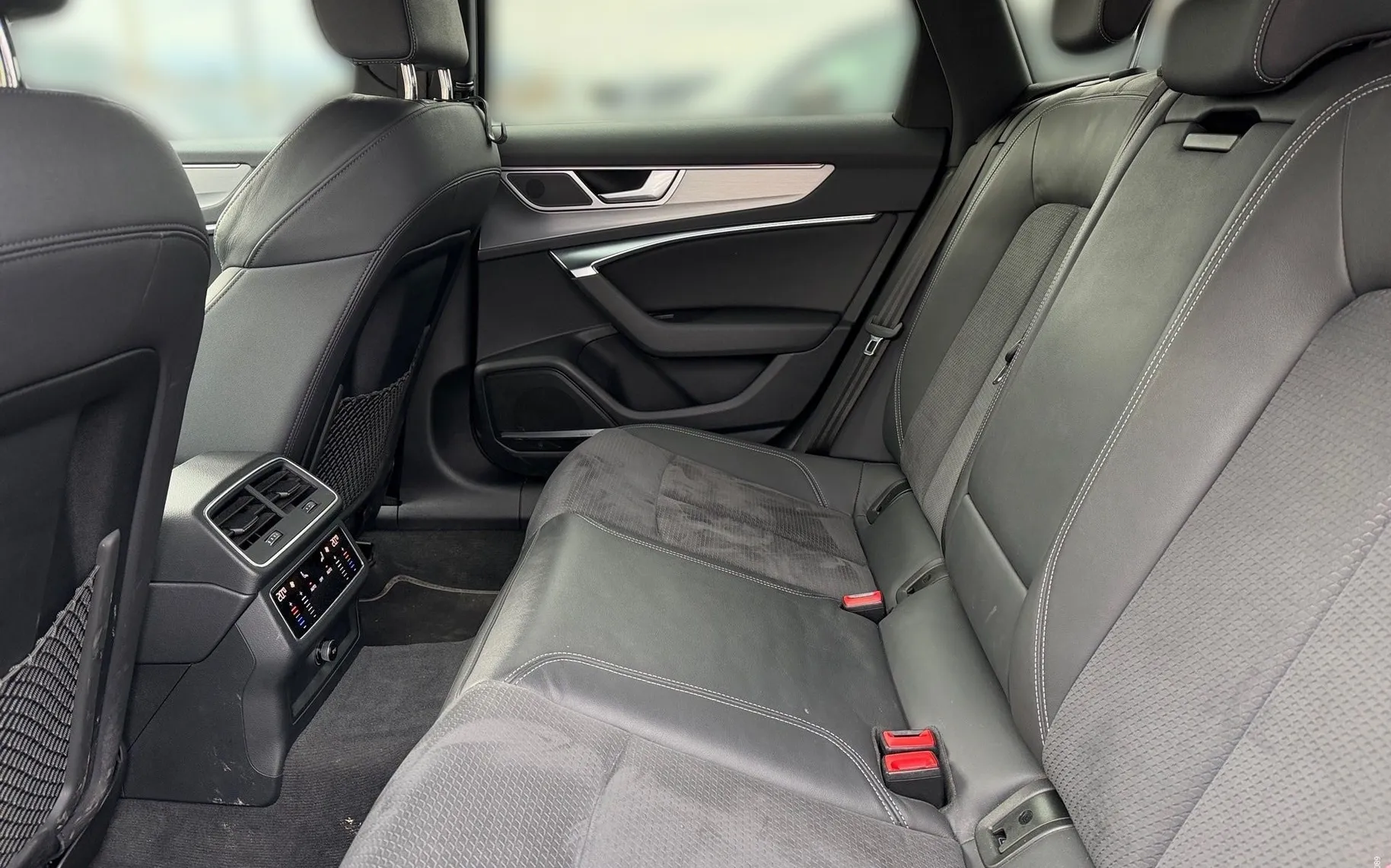 Notranja slika - Audi A6 Avant - 50 TDI Quattro tiptronic S line 210kW - 11