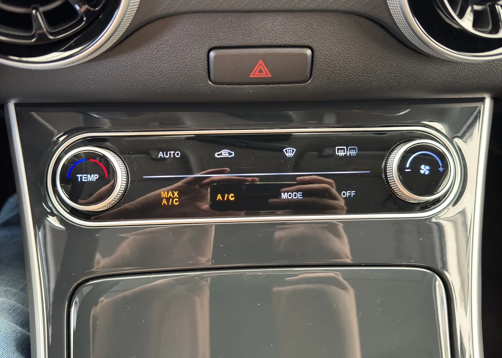 Zunanja slika - Forthing Forthing T5 EVO - T5 Evo 1.5T EXCLUSIVE ADAS +PANORAMA+KAMERA+MRTVI KOT+DAB - 11