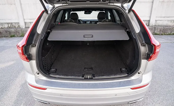 Zunanja slika - Volvo XC60 - D4 AWD  Inscription Avt. Panorama 360 HK LED - 7