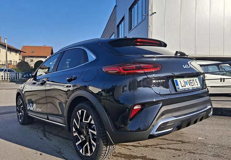 Zunanja slika - KIA XCeed - 1.6 T-GDi 7DCT EX STREAM ISG - 6