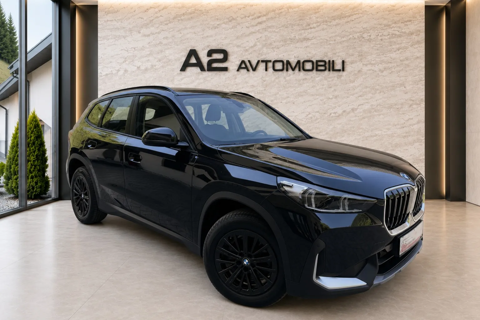 Notranja slika - BMW serija X1: - X1 xDrive20d Avt.1.lastnik-FUL LED-KAMERA-KLJUKA-. - 7
