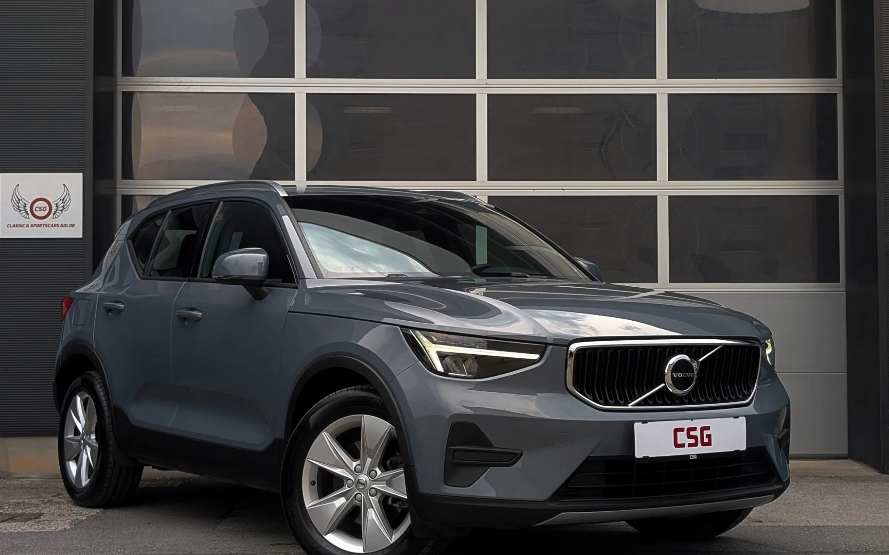 Zunanja slika - Volvo XC40 - B3P - 1