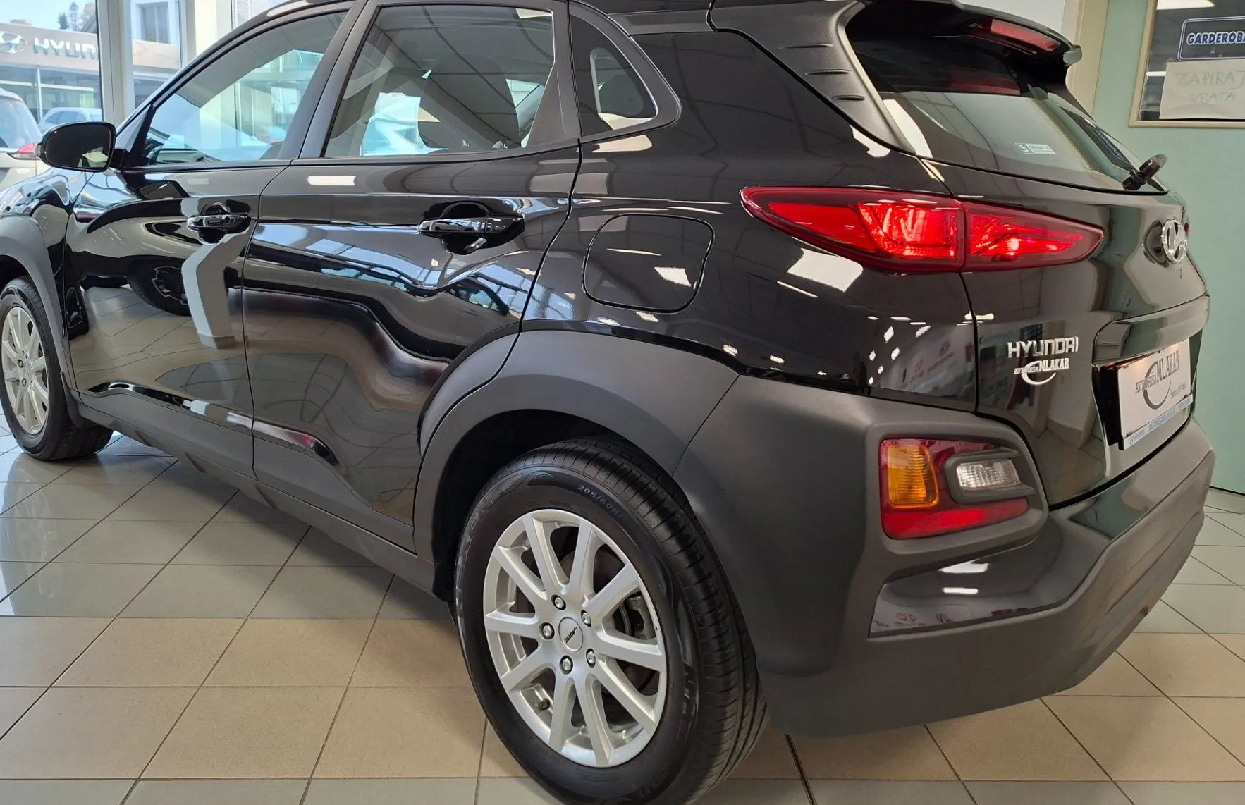 Zunanja slika - Hyundai Kona - 1.0 T-GDI 120 Trend-1.LASTNIK-SLO-ODLIČEN- - 3