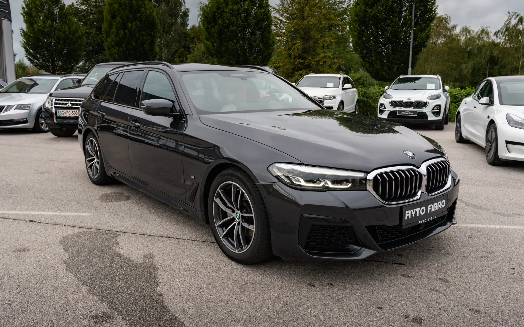 Zunanja slika - BMW Serija 5 - 520d xDrive Touring Avt. - 3