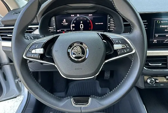 Zunanja slika - Škoda Kamiq - 1.0 TSI Style DSG°°1.Lastnik°°SLO - 8