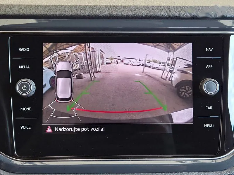Zunanja slika - Volkswagen T-Roc - 1.5 TSI BMT Style SLO. POREKLO 1.LASTNIK - 13
