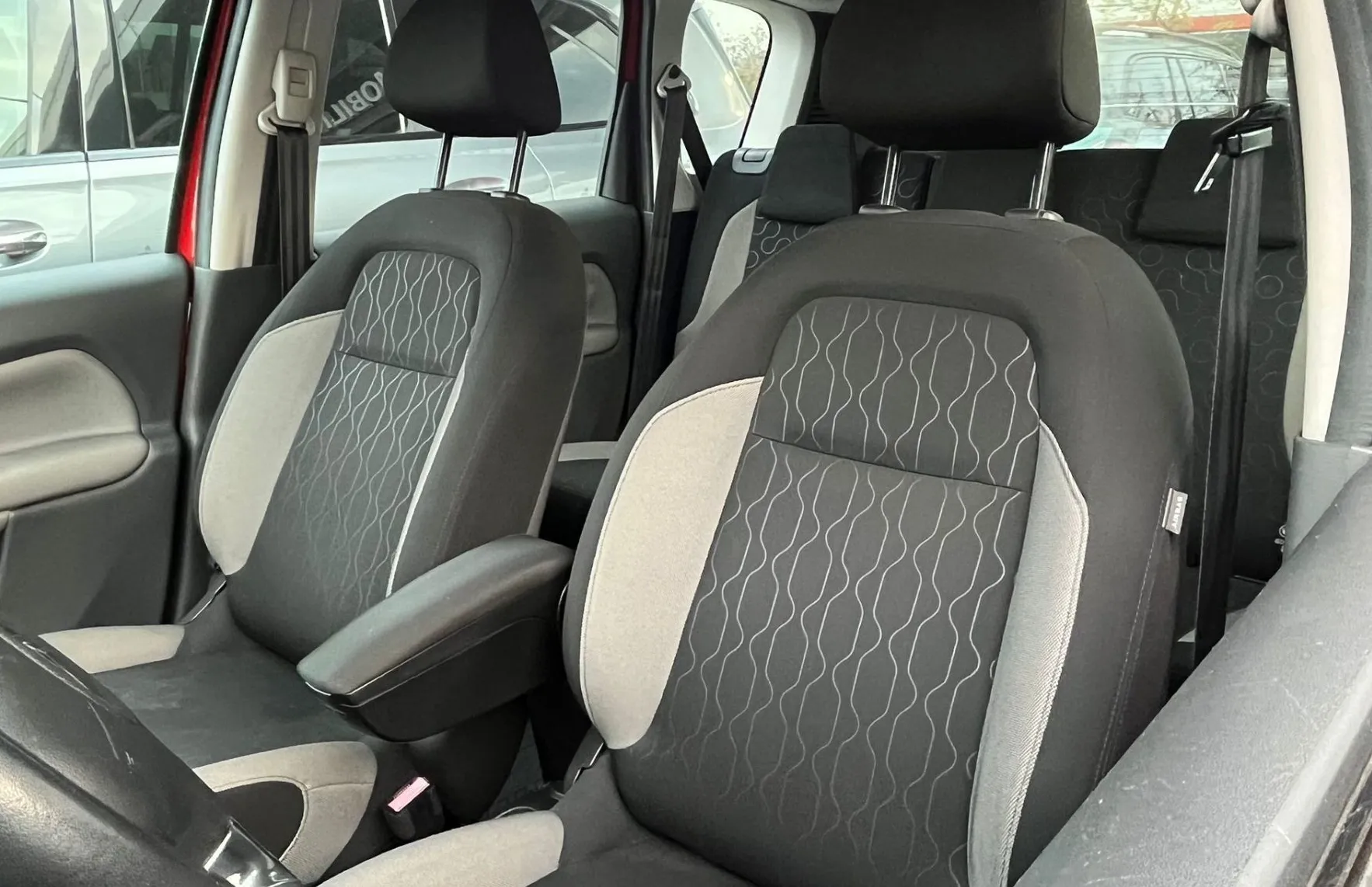 Zunanja slika - Citroën C3 Picasso - TEMPOMAT-PARK SENZORJI-AVTOMATSKA KLIMA - 7