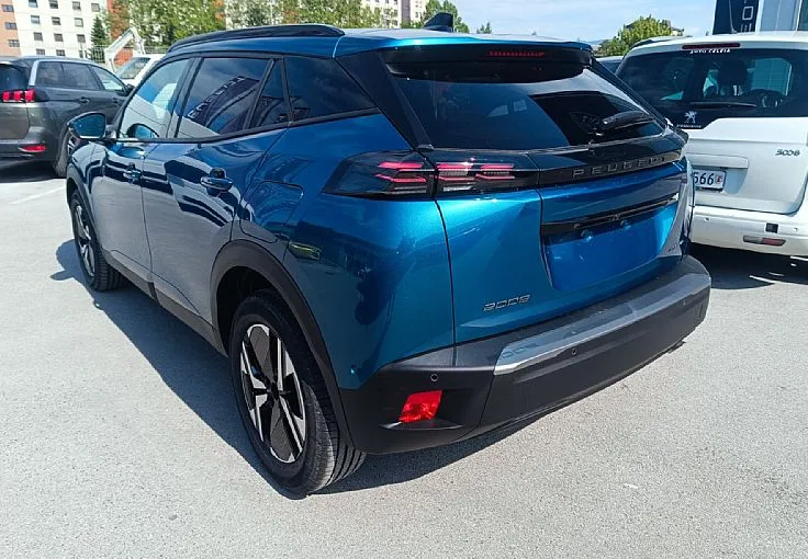 Zunanja slika - Peugeot 2008 - 1.2 Turbo 100 S S Envy-KAMERA 360-NAVI - 4