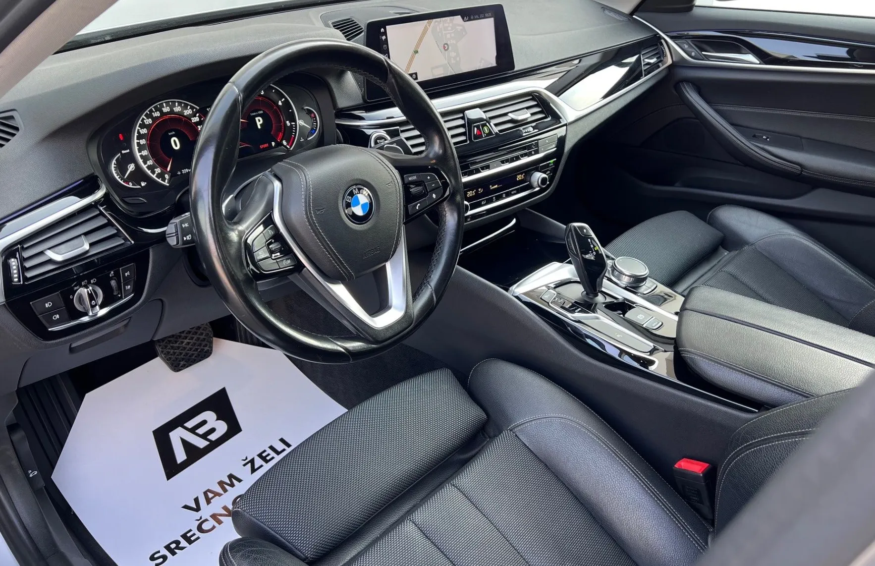 Zunanja slika - BMW Serija 5 - : 520d xDrive+F1+SPORT+LED+VIRTUAL+NAVI+ALU - 11