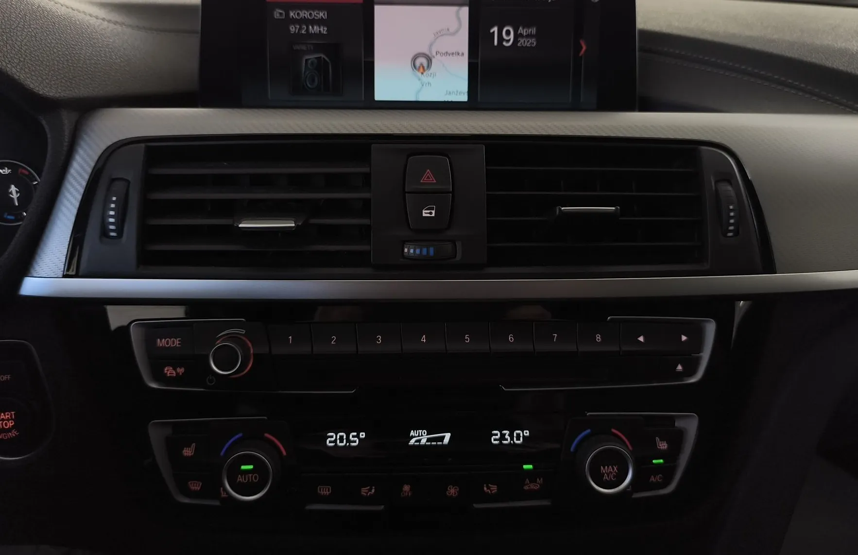 Zunanja slika - BMW Serija 3 - Touring: 318i AVT M SPORT-LED-USNJE-ŠPORTNI SEDEŽI-VIRTU - 13
