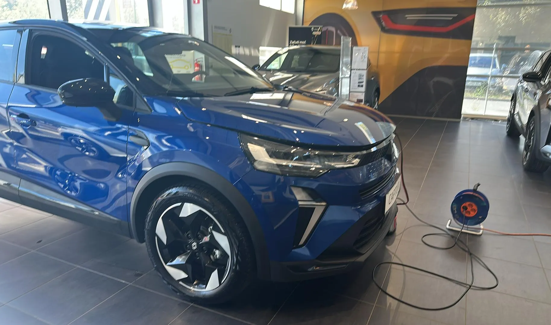 Zunanja slika - Renault Mégane - Techno 145 E-Tech Avtomatik+ Paket Varnost - 1