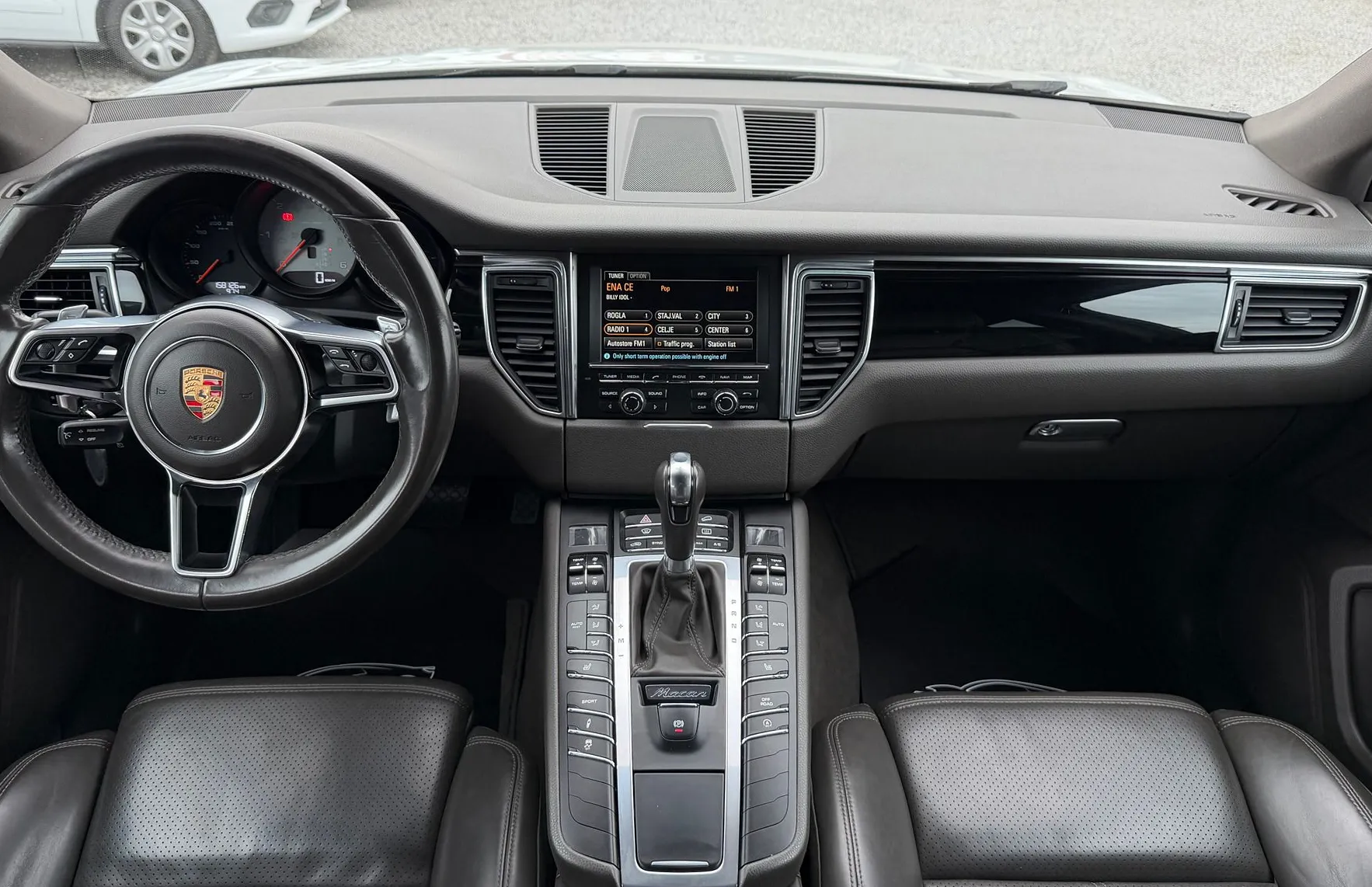 Zunanja slika - Porsche Macan - 3.0 D LED-20COL-4X4-NAVI-MEMORY-USNJE- MOZ.MENJAVA - 11