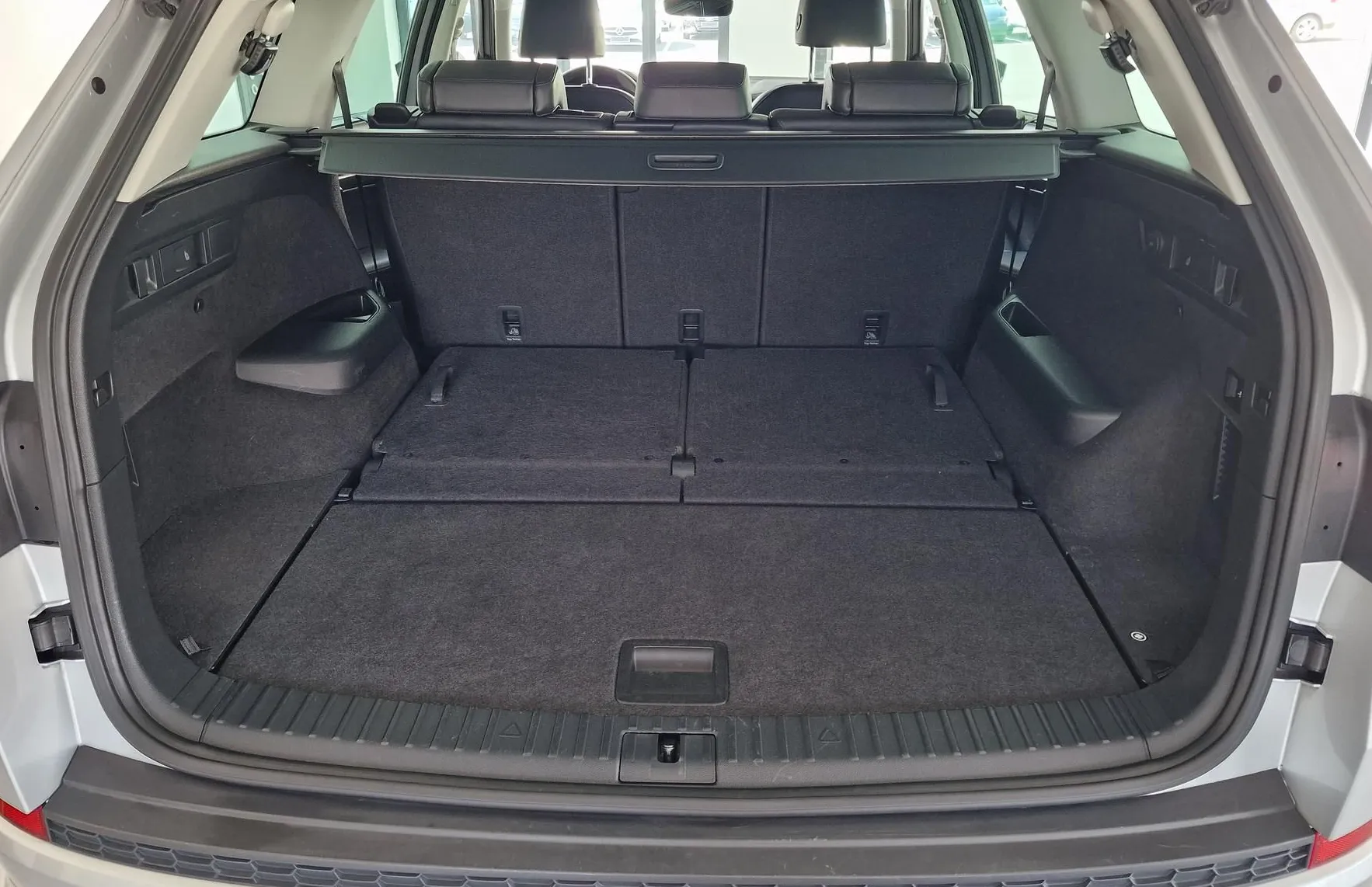 Zunanja slika - Škoda Kodiaq - 2.0 TDI 110 kW L K|USNJE|MEMORY|360|KLJUKA|HI-FI - 7
