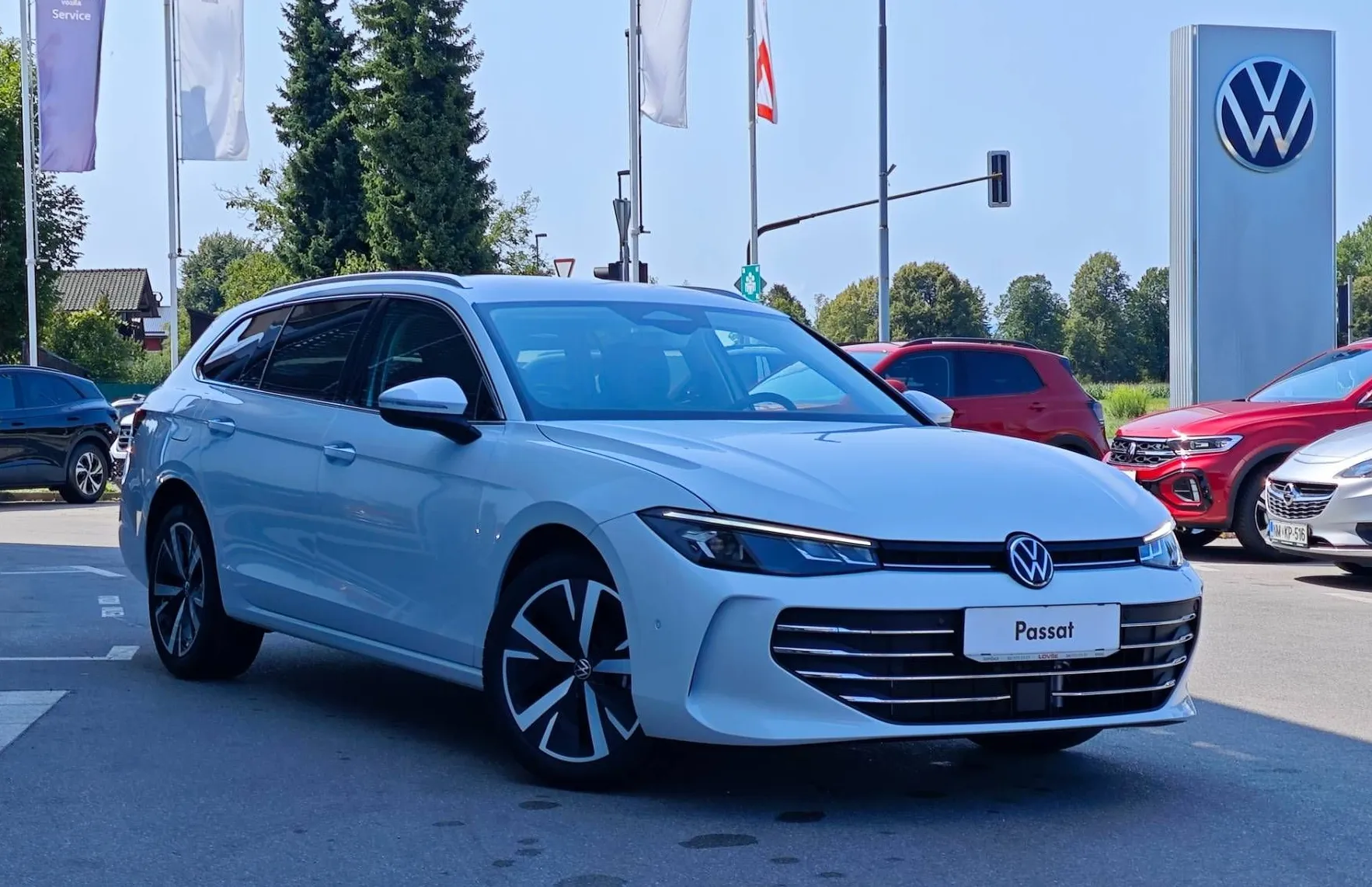 Zunanja slika - Volkswagen Passat - Variant 1.5 TSI eHybrid Business DSG 150kW... - 1