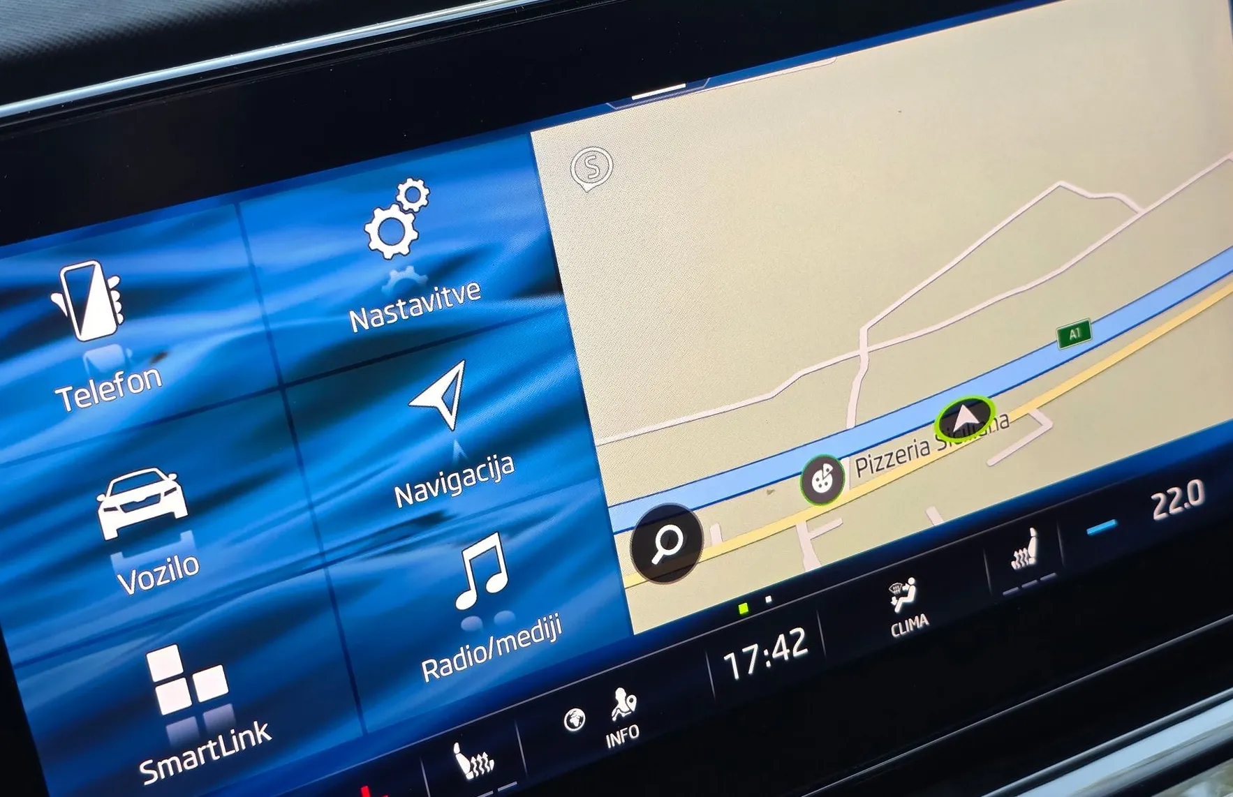 Zunanja slika - Škoda Octavia - COMBI 1.0 TSI STYLE LED-PANORAMA-VIRTUAL-NAVI - 16