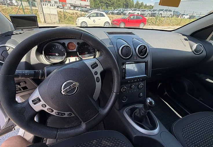Zunanja slika - Nissan Qashqai - 2.0 16V Tekna TOOP STANJE - 9