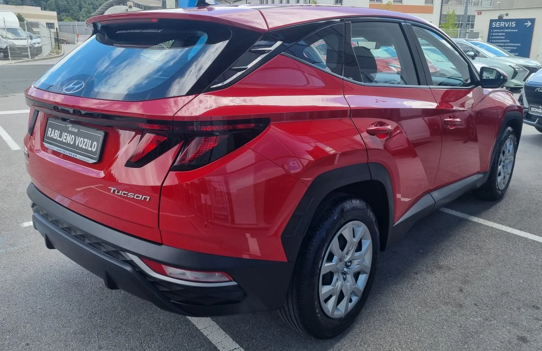 Zunanja slika - Hyundai Tucson - 1.6 TGDi SLOVENSKI + 1. LASTNIK + POTRJENA KNJIGA - 8