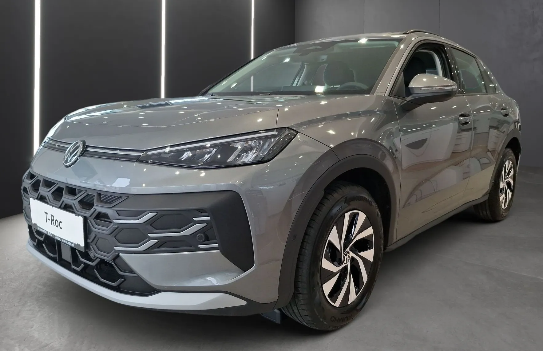 Zunanja slika - VW T-Roc - 1.5 eTSI Life DSG - 1