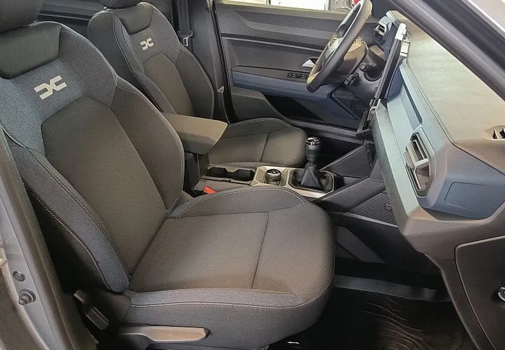 Zunanja slika - Dacia Bigster - 1.2 TCe 130 Expression 4x4 - 6