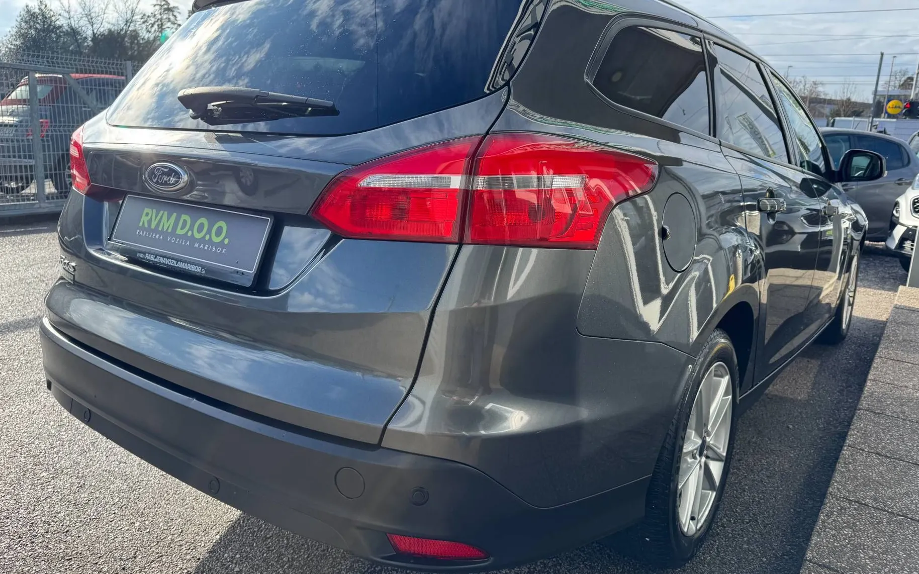 Zunanja slika - Ford Focus - TITANIUM°SLO°AVT.KLIMA°PARK.SEN.°ALU°BLUETOOTH°P.. - 5