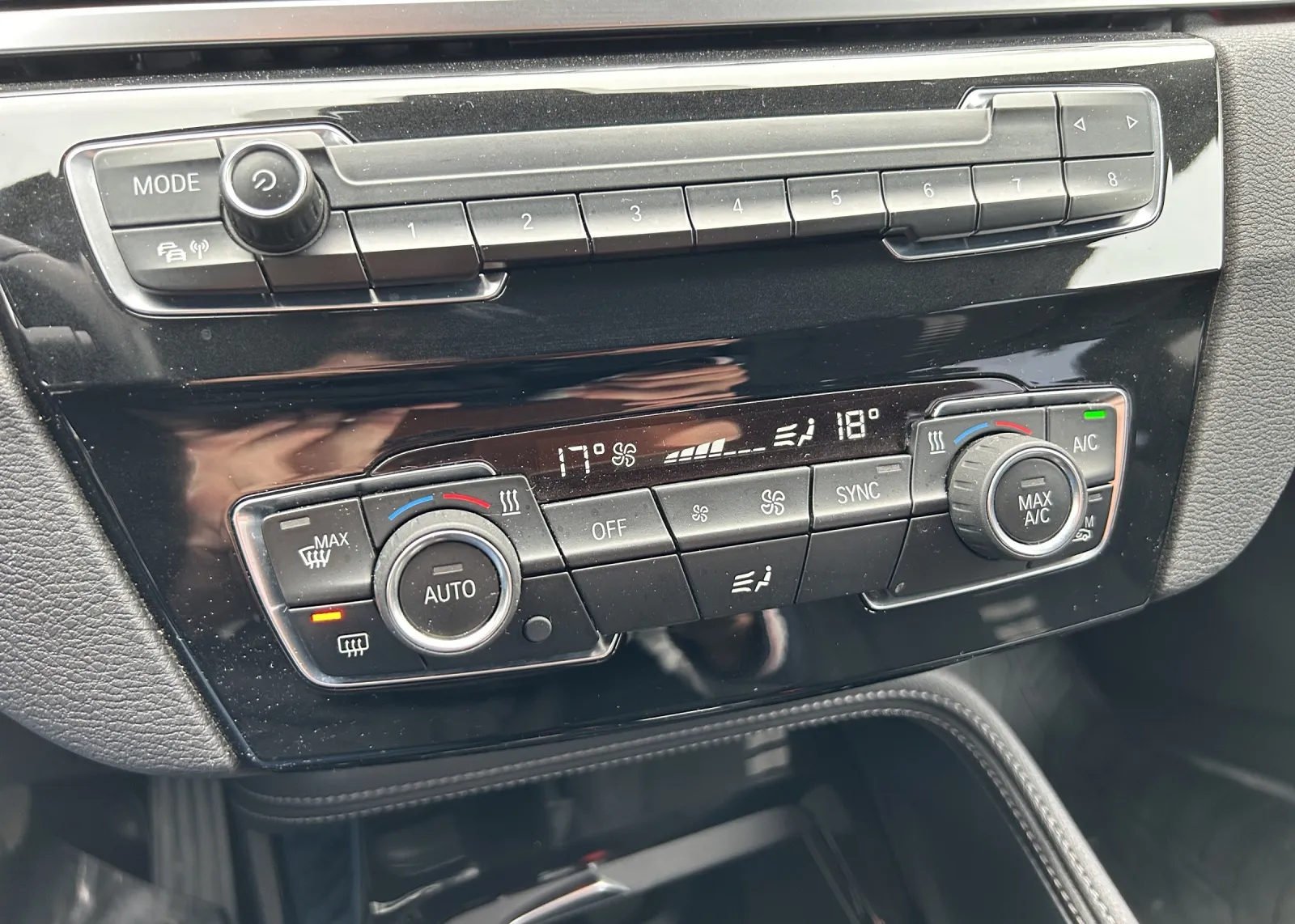 Zunanja slika - BMW X1 - XDRIVE 18/D AUT. - 12