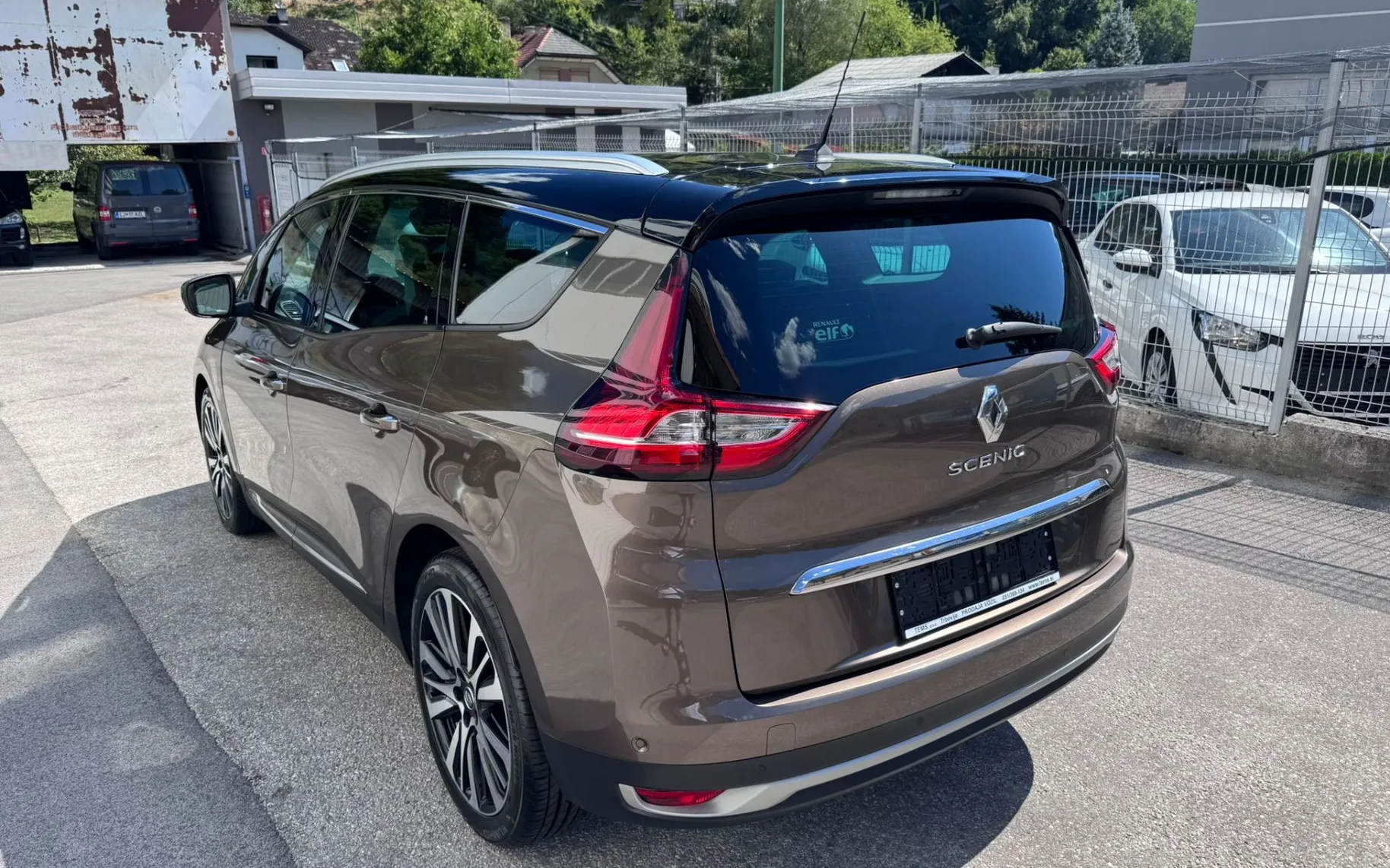 Zunanja slika - Renault Grand Scenic - Scénic 1.6 dCi 160 Energy INITIALE PARIS - EDC - 4