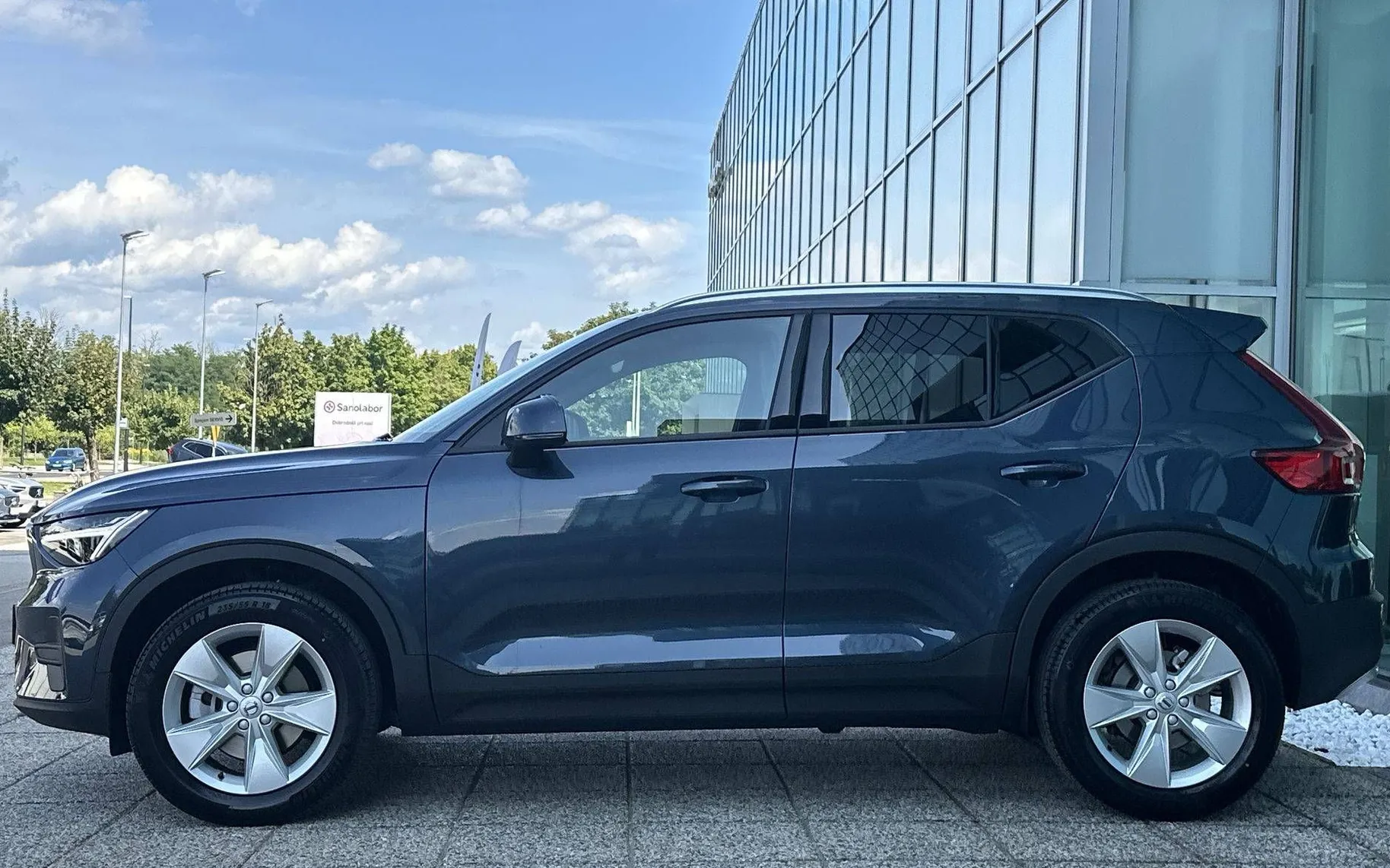 Zunanja slika - Volvo XC40 - B3P Core Avt. - 8