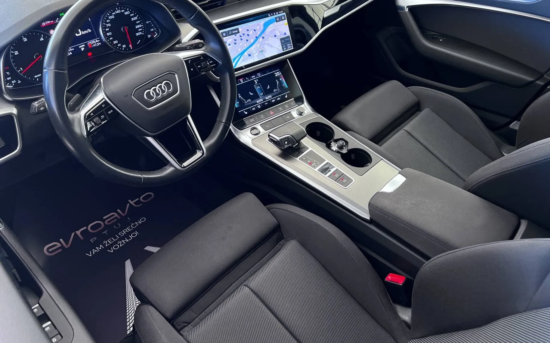 Notranja slika - Audi A6 Avant - 40TDI•Sport•Servisiran•Atraktiven izgled - 11