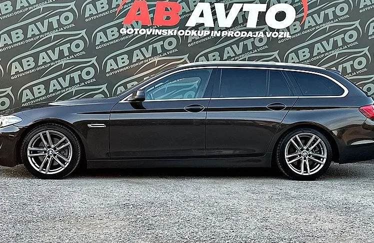 Zunanja slika - BMW Serija 5 - Touring: 520d Avt SPORT+135KW+LED+ALU18+MODIFICIRAN+LEAS - 8