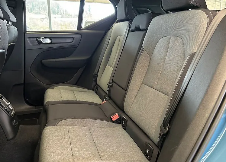 Zunanja slika - Volvo XC40 - T5 Plus Bright Recharge AT FWD - 10