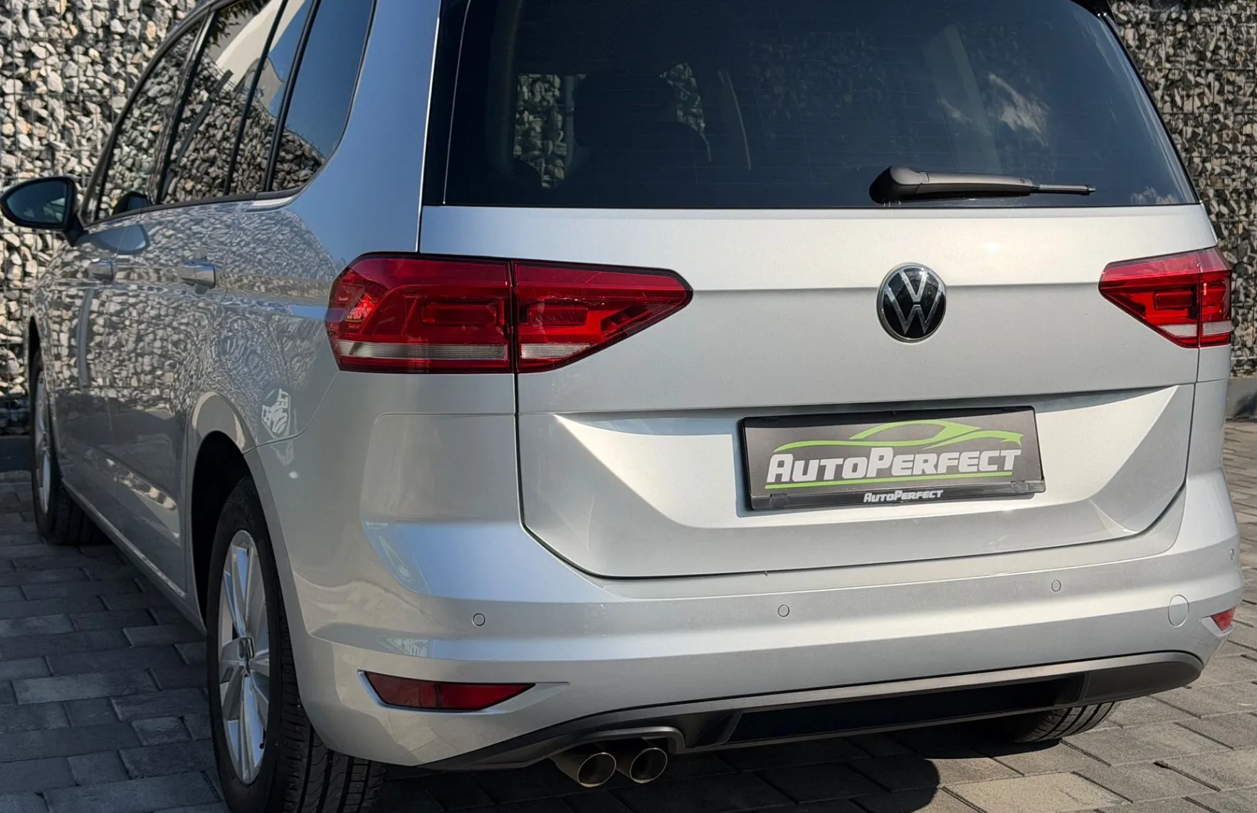 Zunanja slika - Volkswagen Touran - 2.0 TDI DSG |1. LAS.|VIRTUAL|ALCANTARA|MASAZA|PDC| - 4