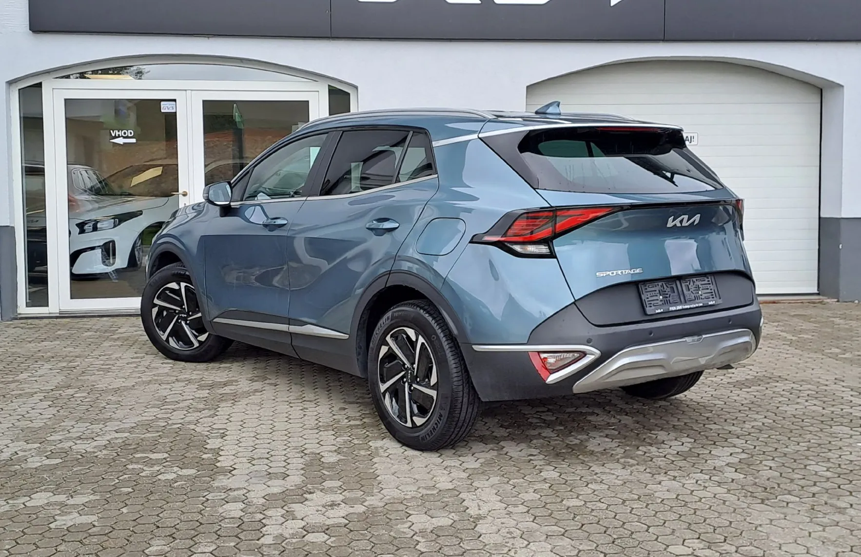 Zunanja slika - KIA Sportage - 2WD 1.6 T-GDI MHEV LX Fresh Plus ISG DCT - 3