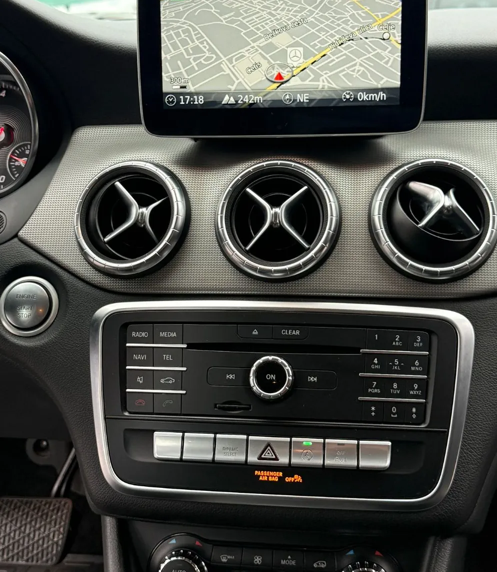 Zunanja slika - Mercedes-Benz CLA-Razred - CLA Shooting Brake 200D Aut. le 123000km LED-NAVI- ALU 18-BT-SLO- - 12