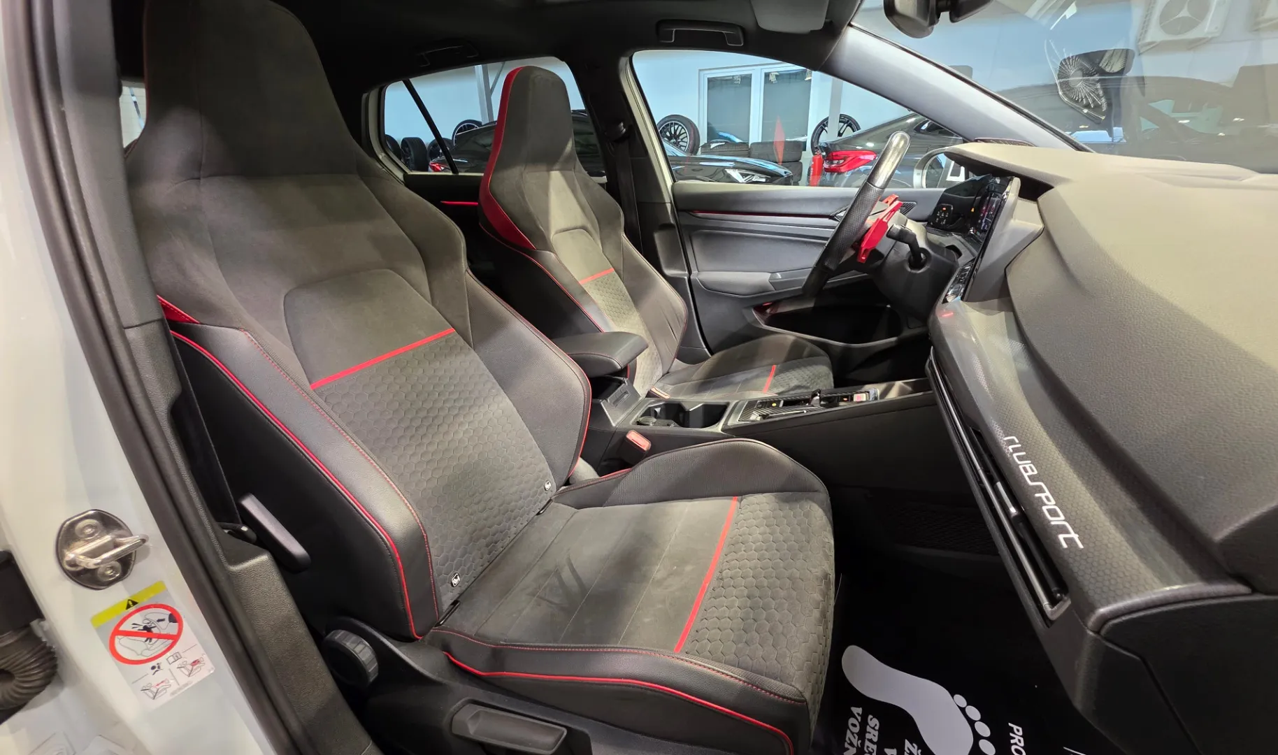 Zunanja slika - VW Golf - 2,0 GTI DSG 221kW CLUBSPORT PANO VIRTUAL KAM - 18
