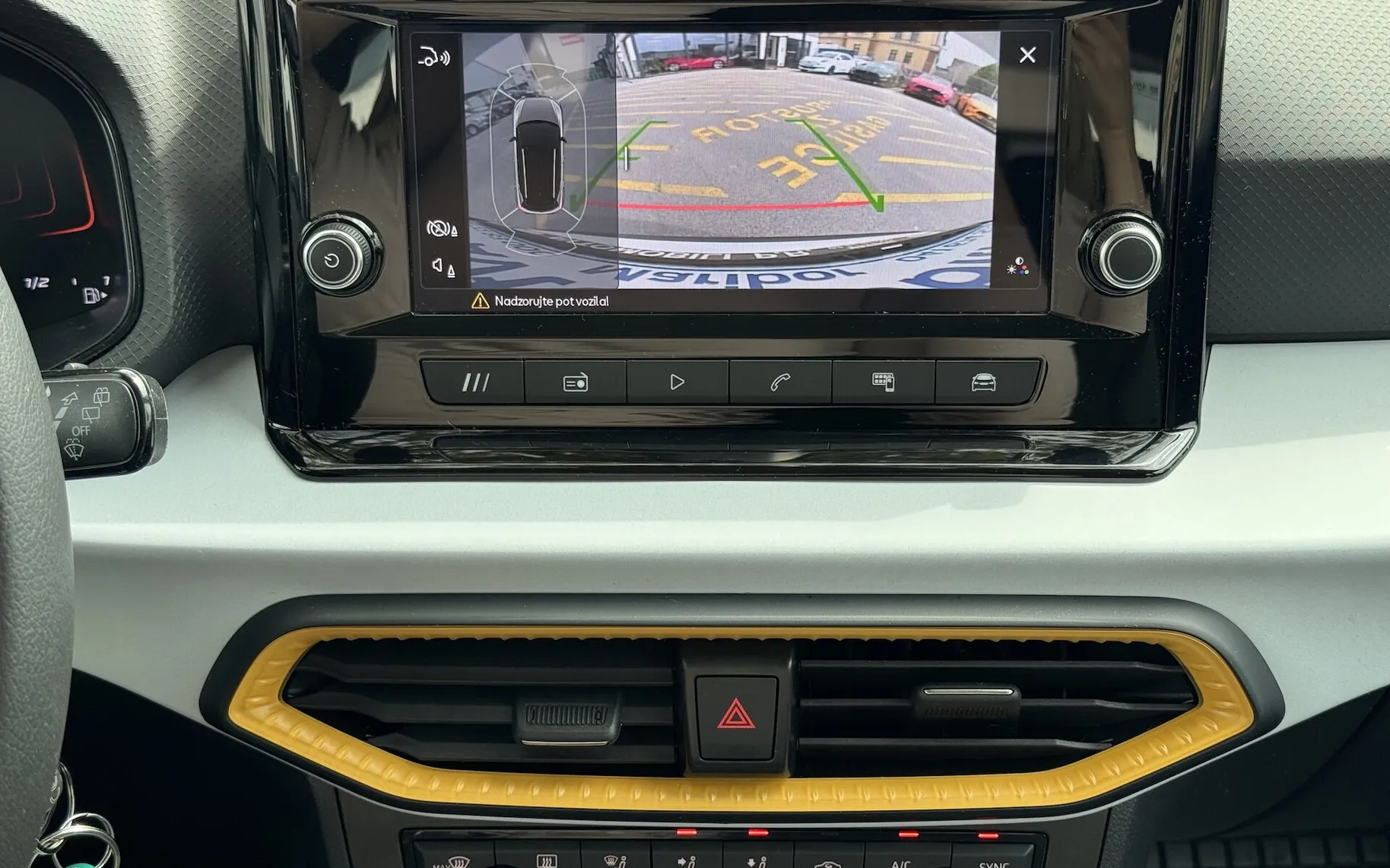Zunanja slika - Seat Arona - 1.0 TSI 115KM HOLA SLO poreklo 1.LASTNIK ODLIČNA - 15