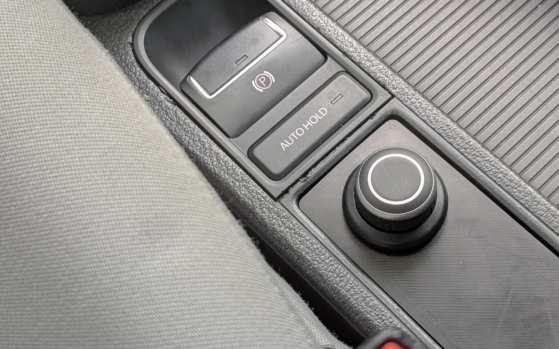 Notranja slika - Volkswagen Tiguan - 1,4 TSI BlueMotion Trend&Fun - 15
