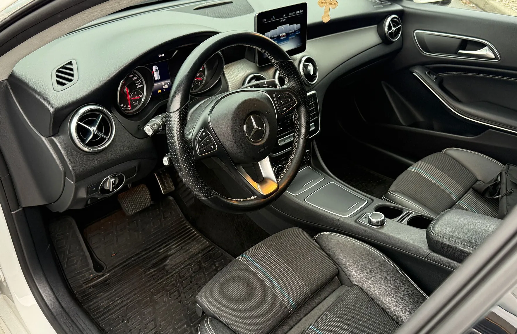 Zunanja slika - Mercedes-Benz CLA-Razred - CLA Shooting Brake 200D Aut. le 123000km LED-NAVI- ALU 18-BT-SLO- - 9