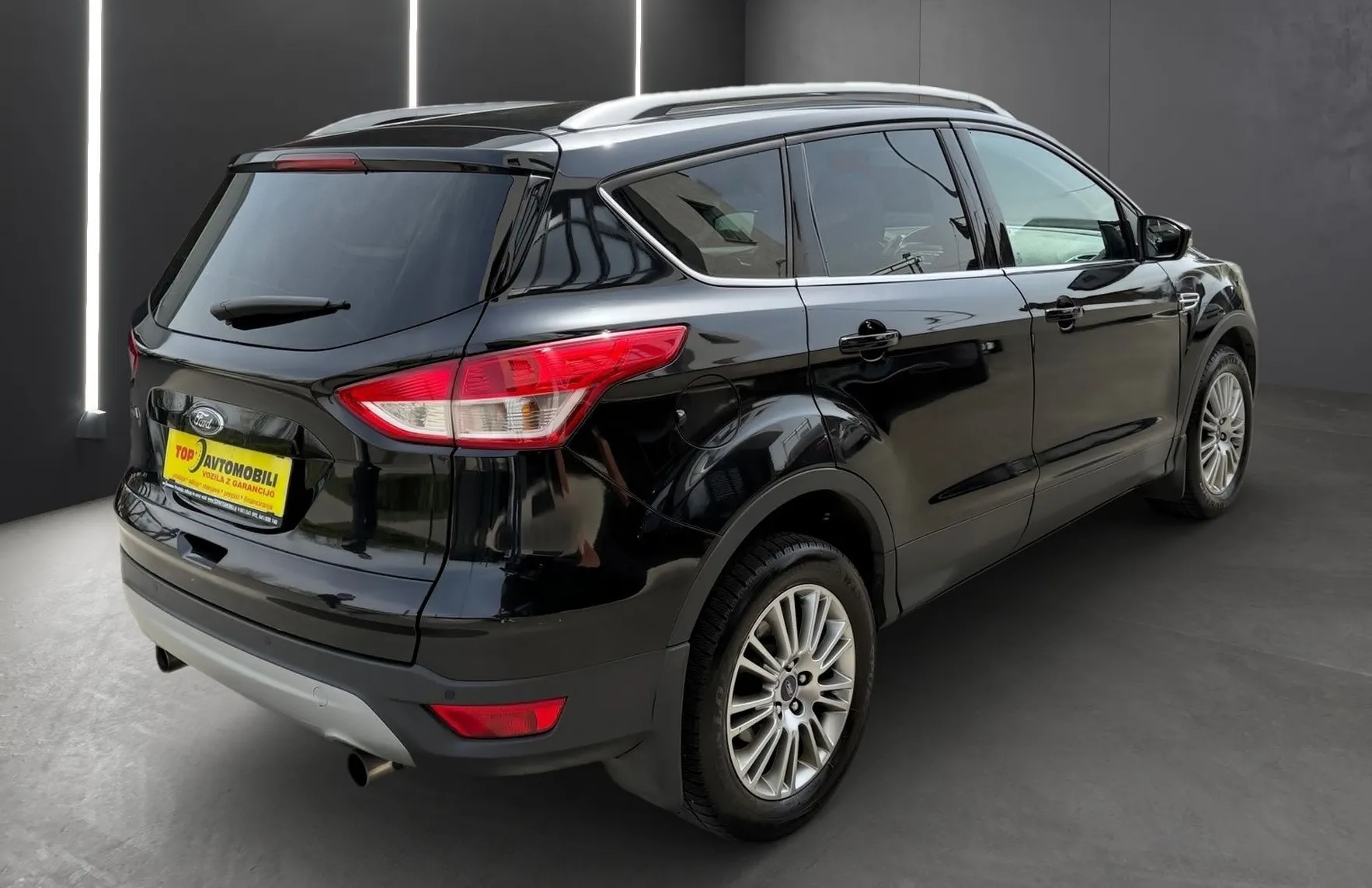 Zunanja slika - Ford Kuga - 2.0 TDCi TITANIUM SLOVENSKI 1.LASTNIK - 6