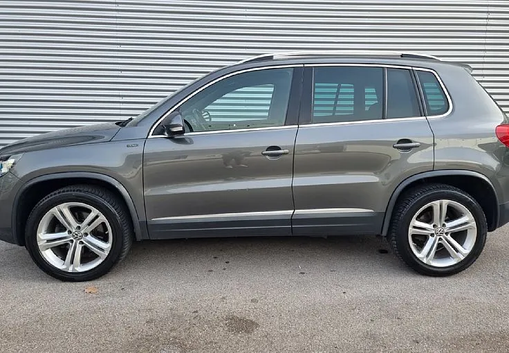 Zunanja slika - Volkswagen Tiguan - 2.0 TDI-110KW-4X4+VELIKI SERVIS-KAMERA-GR.SED- - 2