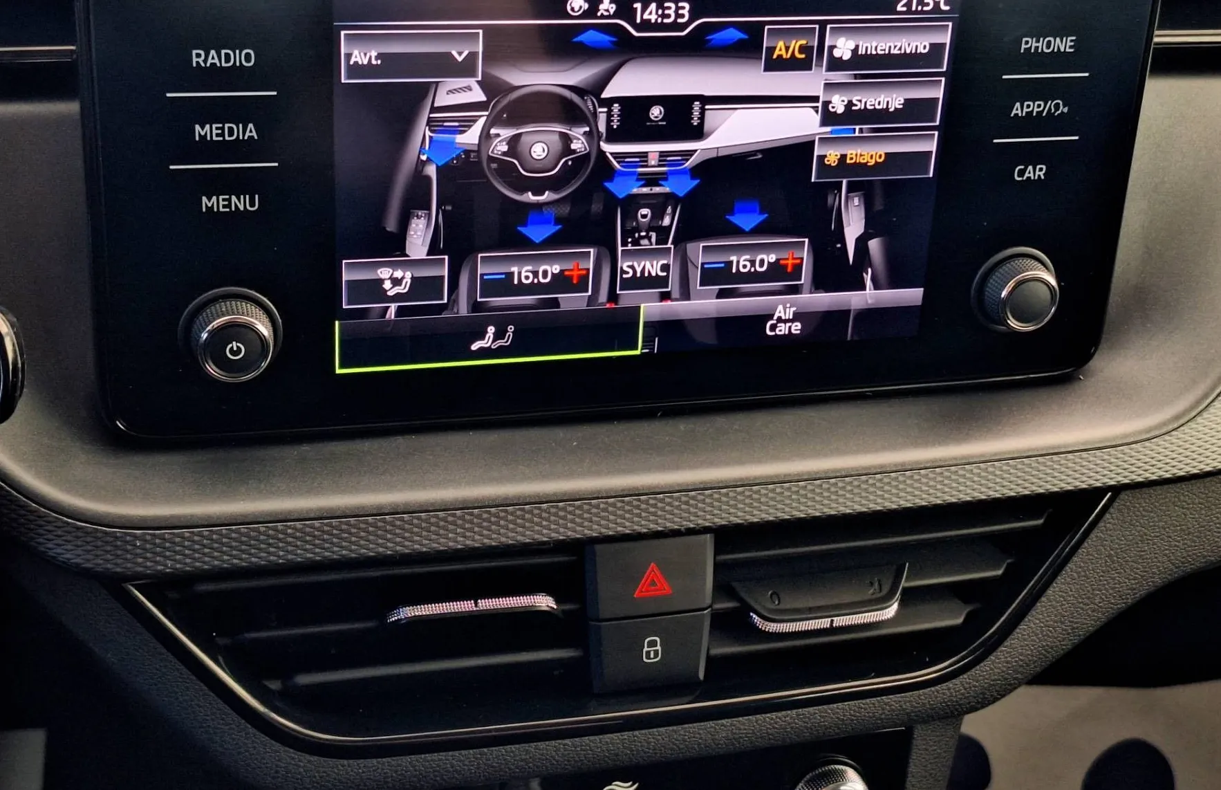 Zunanja slika - Škoda Scala - 1.5 TSI Ambition •Slovensko vozilo•1.lastnik• - 15