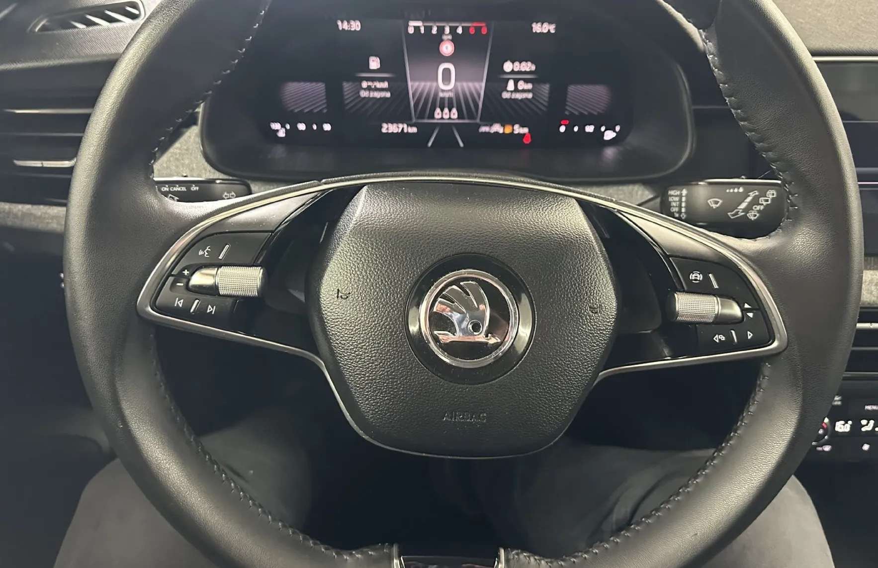 Zunanja slika - Škoda Kamiq - Selection 1.0 TSI 85 kW.LED.KAMERA.2024.23.000 KM - 7