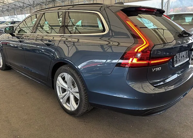 Zunanja slika - Volvo V90 - B4 D MOMENTUM BUSINESS PRO - 6