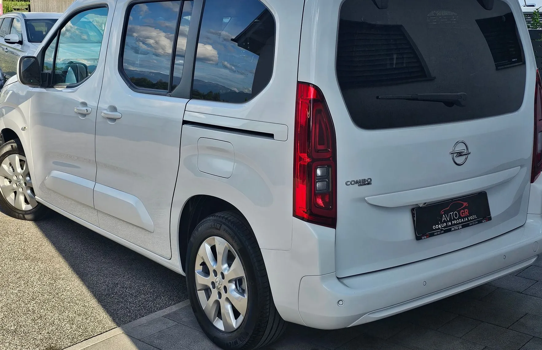 Zunanja slika - Opel Combo - 1.5 CDTI-Life-AUT. Le 125.000km-ODLIČEN-LED-Start- - 5