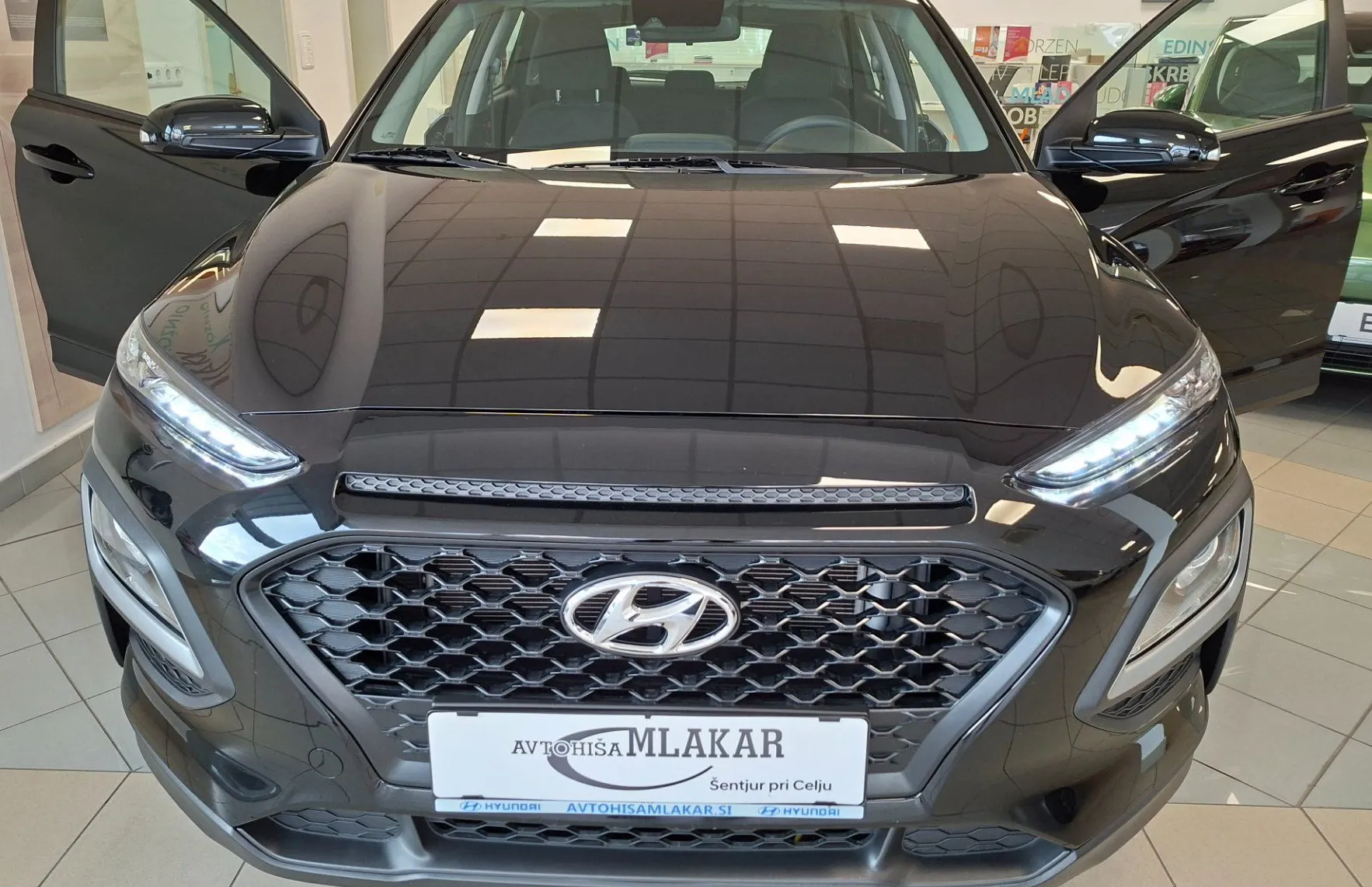 Zunanja slika - Hyundai Kona - 1.0 T-GDI 120 Trend-1.LASTNIK-SLO-ODLIČEN- - 6
