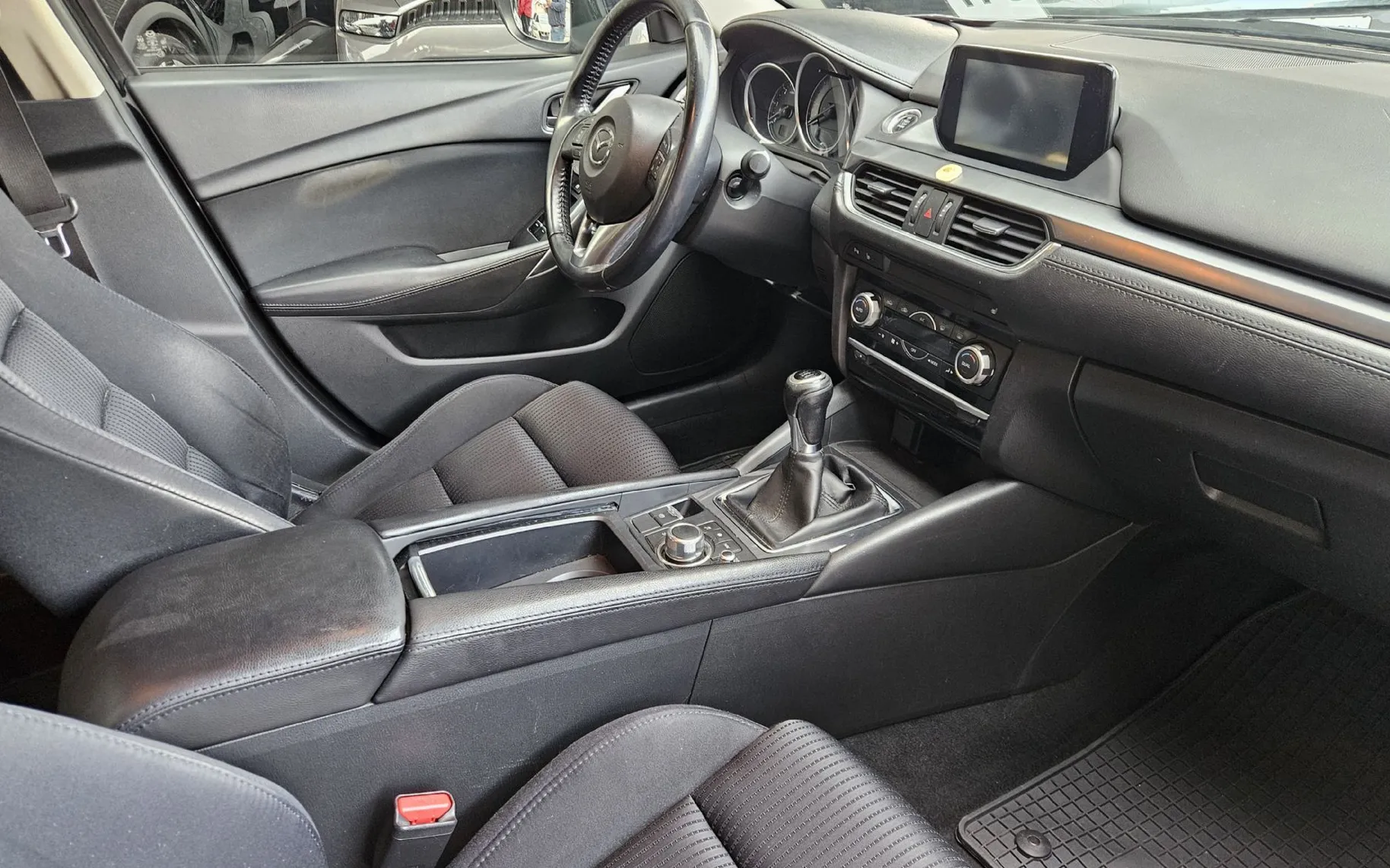 Zunanja slika - Mazda Mazda6 - CD150 Attraction - 5