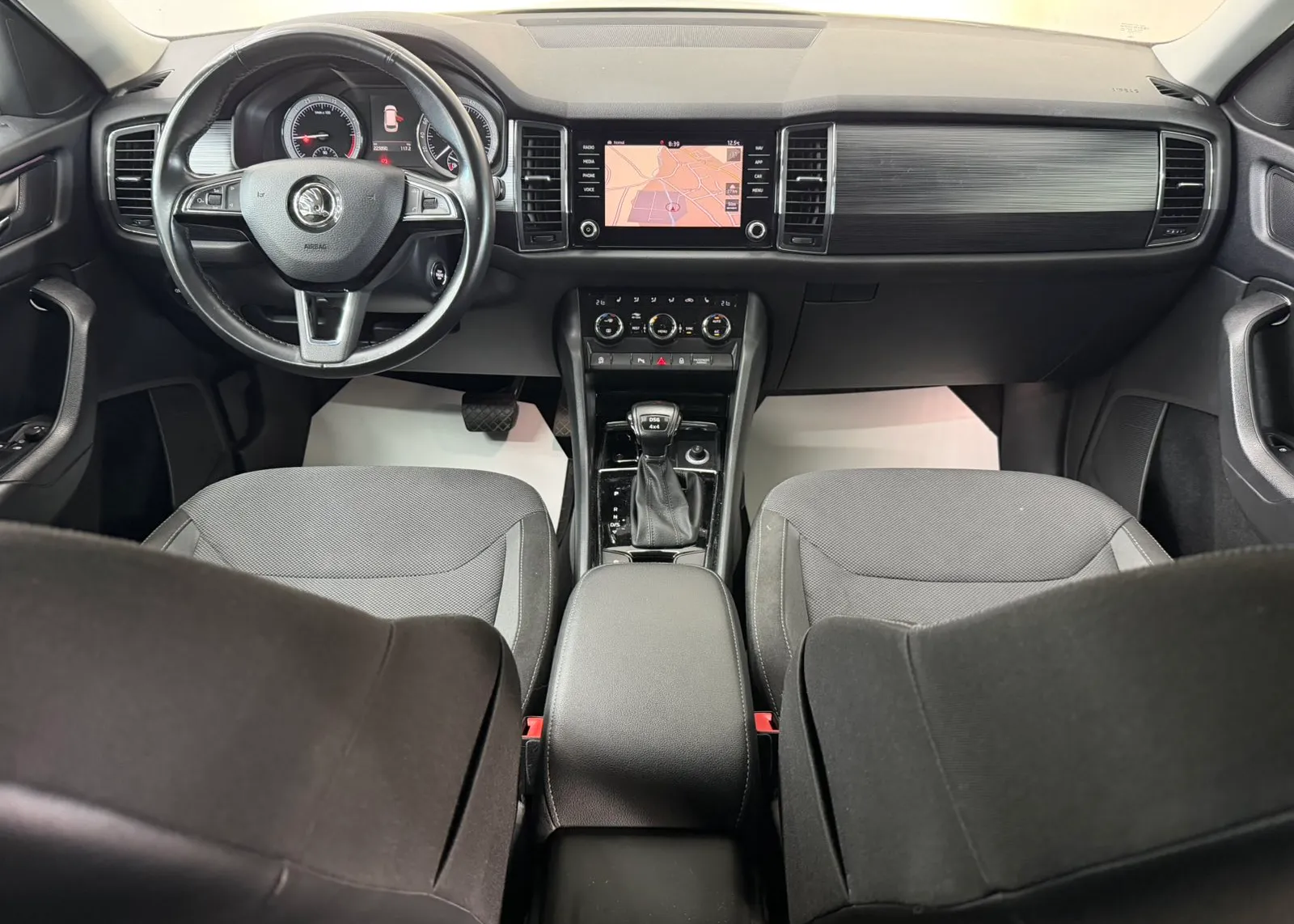 Zunanja slika - Škoda Kodiaq - 4x4 2,0 TDI Scout DSG - 5