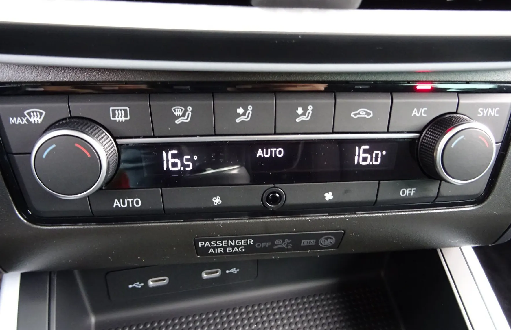 Zunanja slika - Seat Arona - 1.0 TSI 116KM STYLE EDITION - KAMERA - - 15
