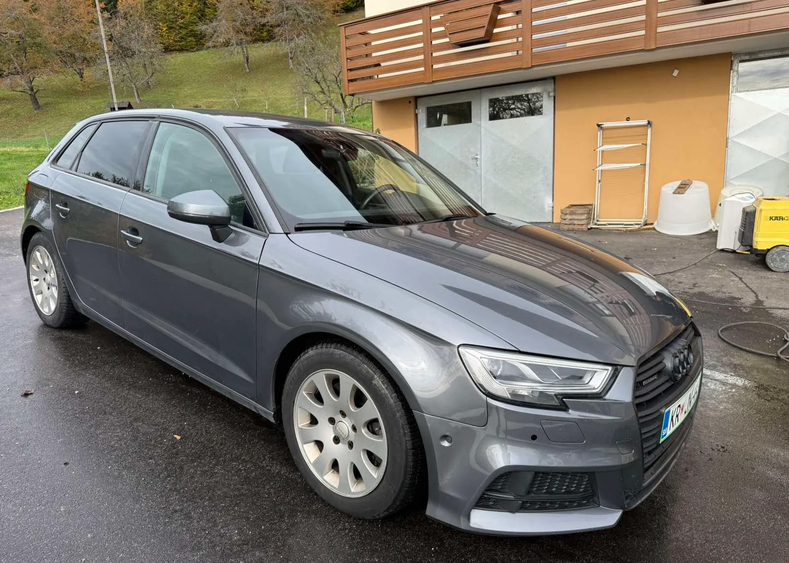 Zunanja slika - Audi A3 - Sportback 2,0 TFSI Sport S tronic - 2