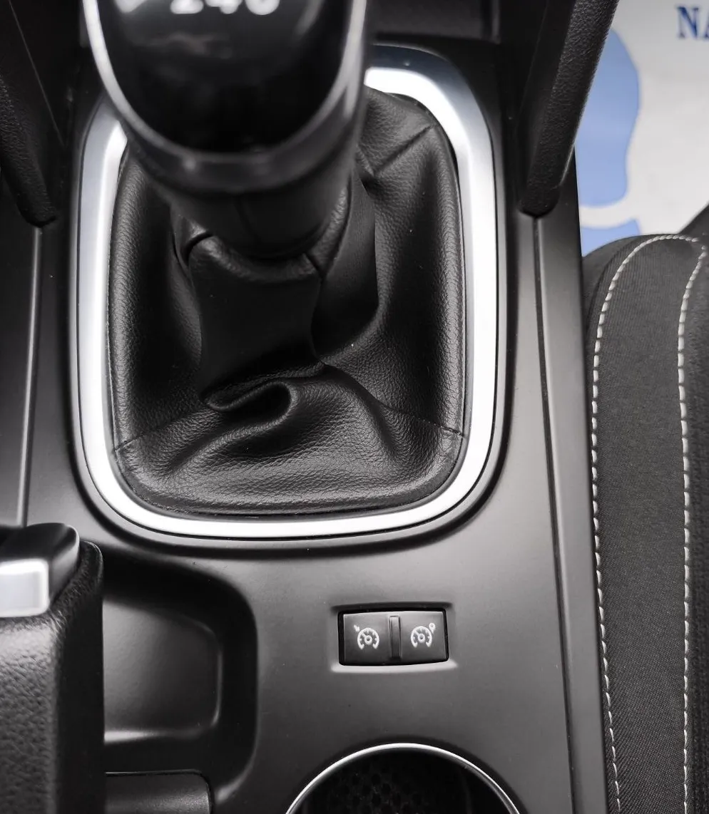 Zunanja slika - Renault Mégane - Megane Berline TCe 100 SLO POREKLO - 1.LASTNIK - 15